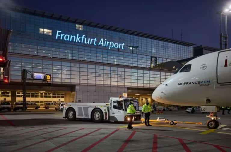 Exterior view of Frankfurt Airport terminal