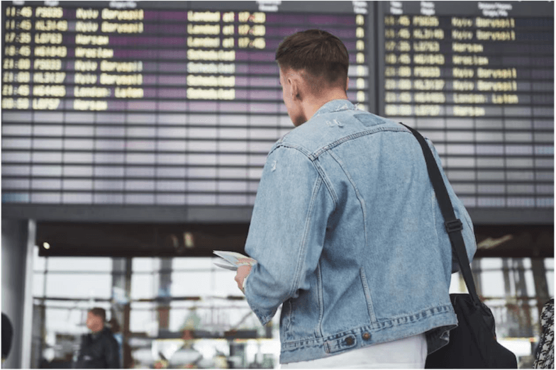 How to Travel from Hahn Airport to Bonn with Cabride.app