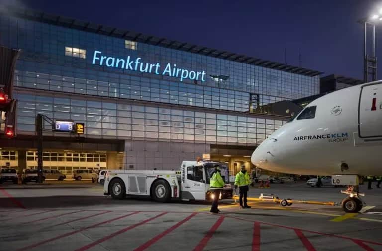Exterior view of Frankfurt Airport terminal